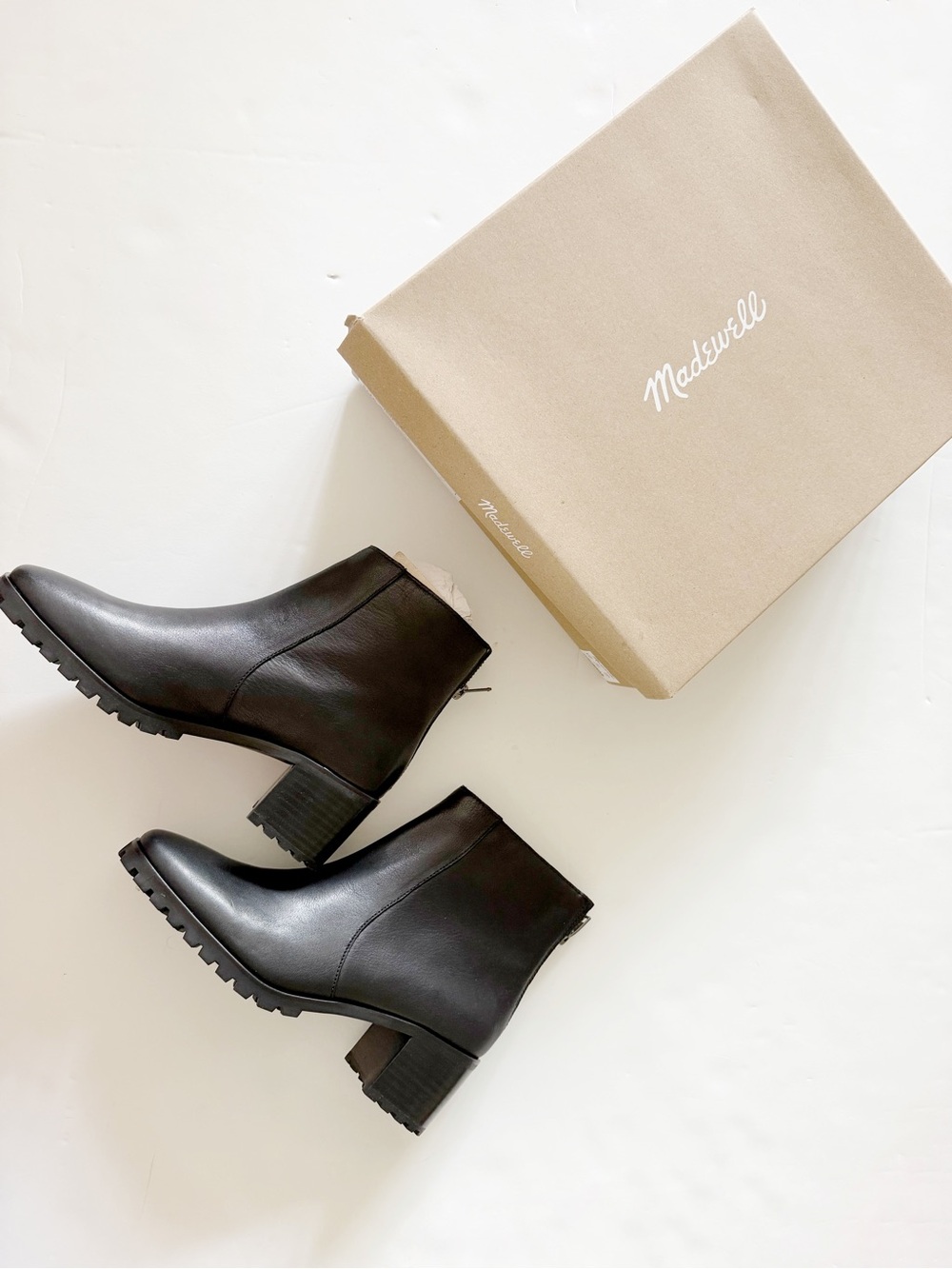 Madewell The Katie Lugsole Boot in Black Leather Ankle Boots size 8 NWT